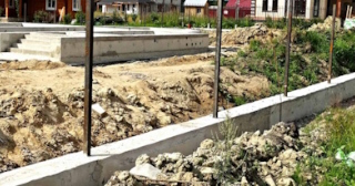 Фундамент под забор заказать в Новомосковске - заливка фундамента для забора | от 1544 за п.м.